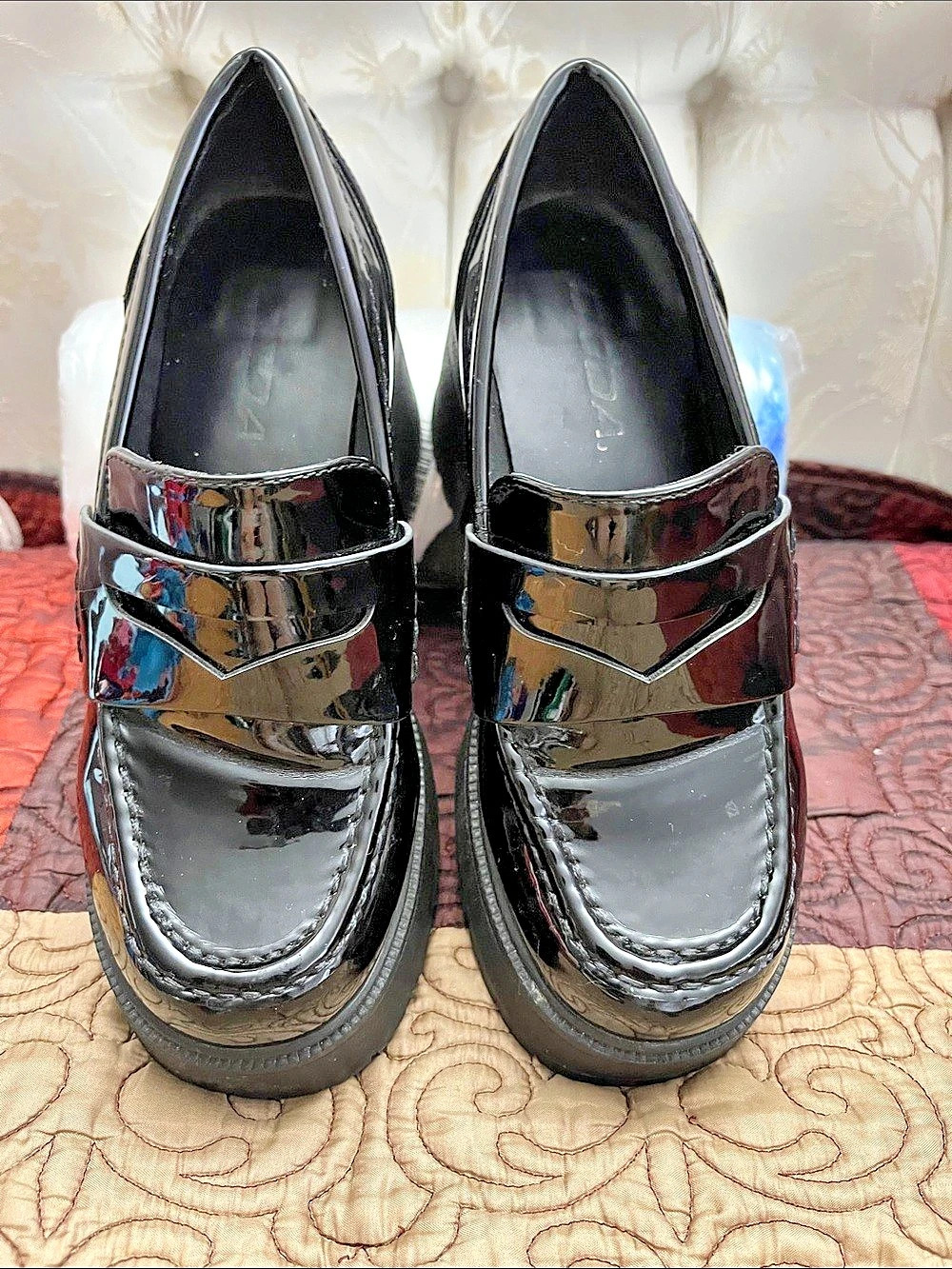 Soda Hender-S Block-Heeled Loafers Women's Black Platform Loafers Like New